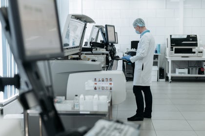 A lab tech in a lab