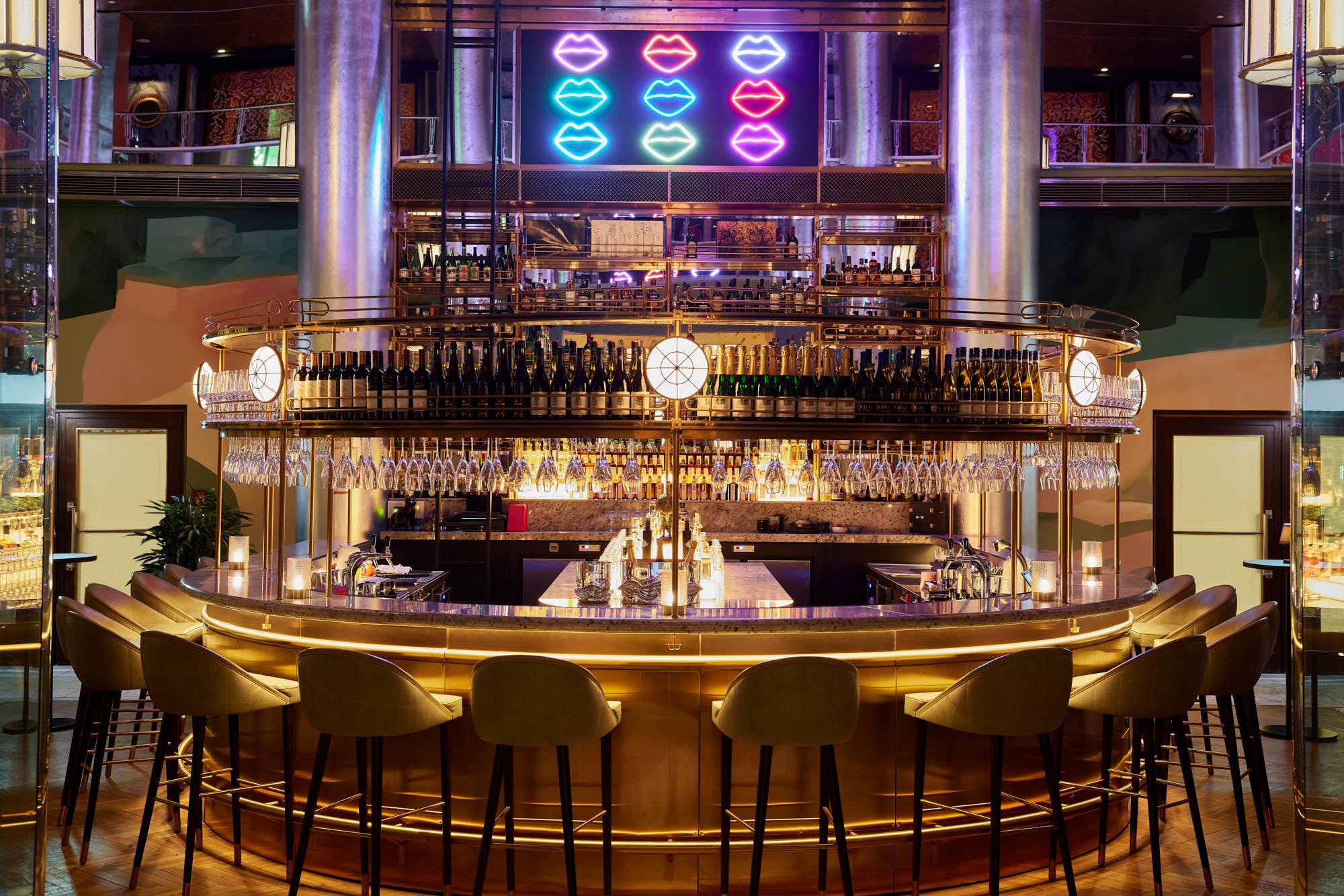 Bar Frederick's im Center 