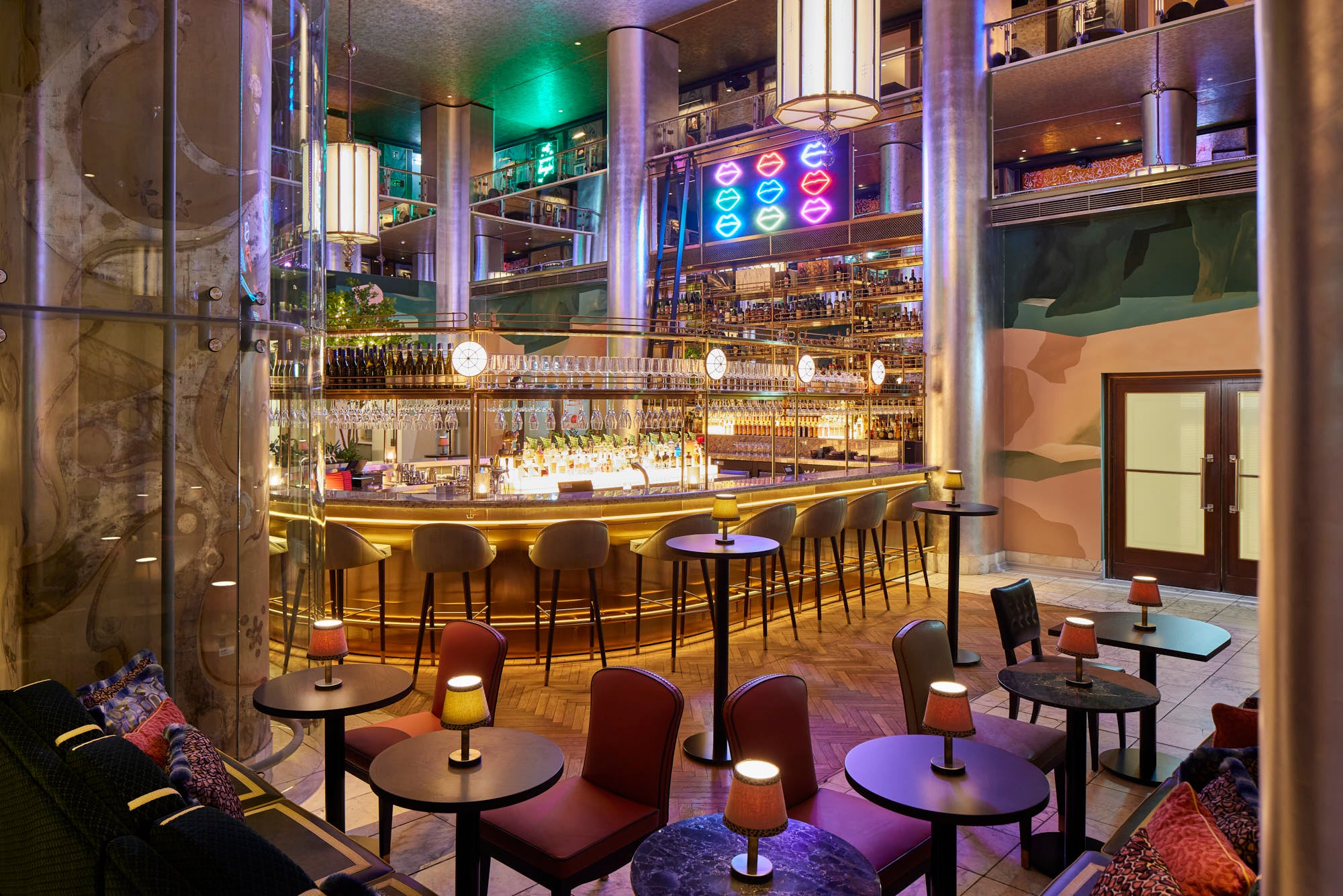 Neue Bar im Silbersaal im Center 